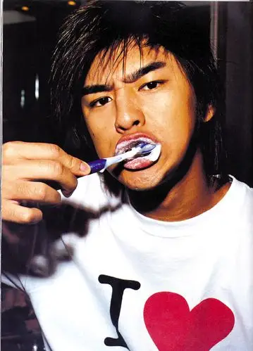 《蓝色大门》里的陈柏霖和桂纶镁一副青涩模样陈柏霖陈柏霖:我一直是"