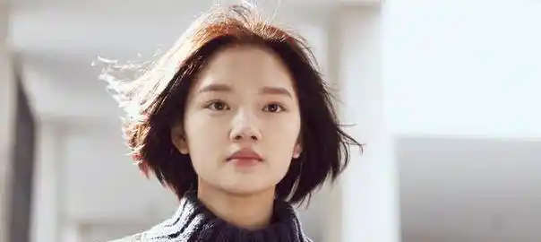 来盘点一下娱乐圈的塌鼻梁女明星_小美_任敏_审美