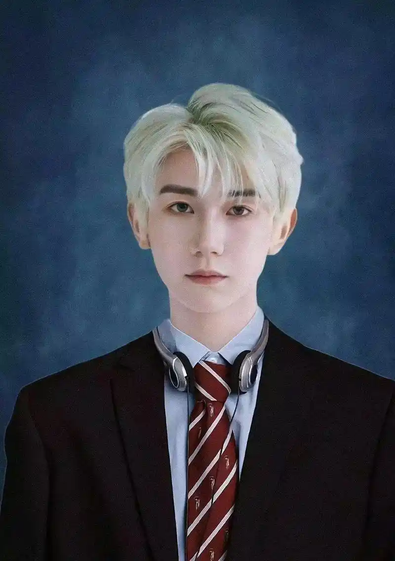 王源照片分享.王源大头照简直太帅啦! #王源王源王源王源王源 - 抖音