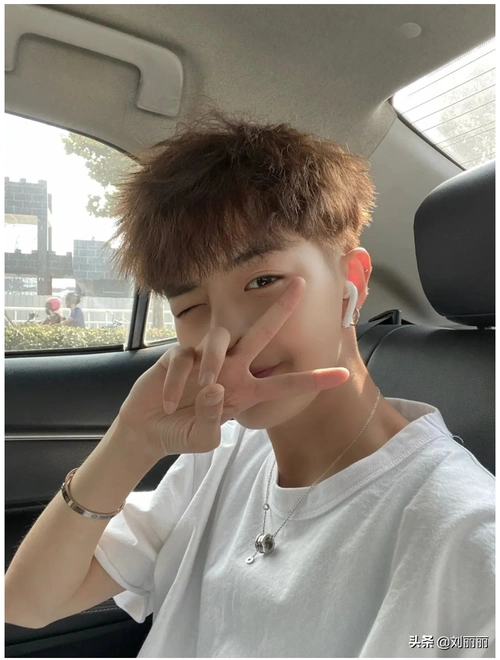 最帅的男士发型,百变时尚很精神,18到40岁左右的男士看过来