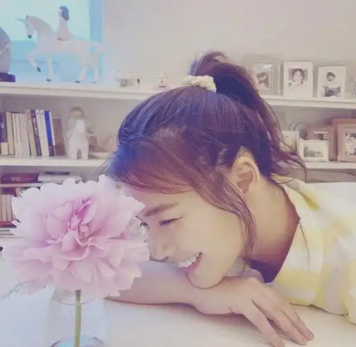 马思纯的微笑许久不见的马思纯重新笑开了花