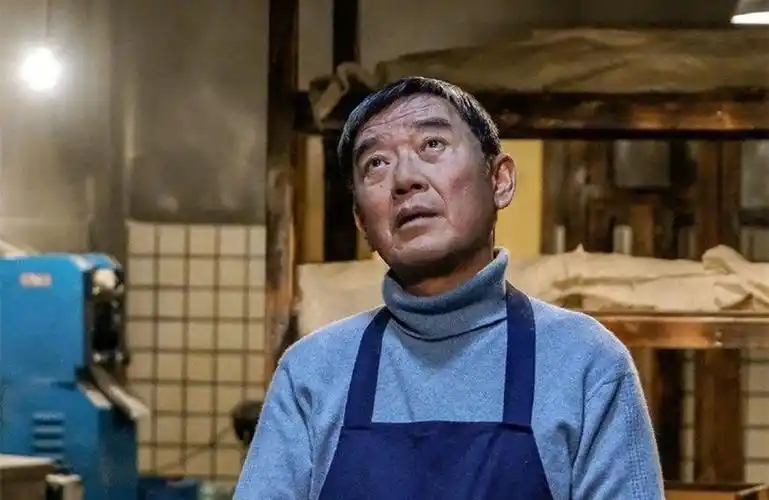 李立群的无奈27岁出道64岁还清外债如今可以做真正的演