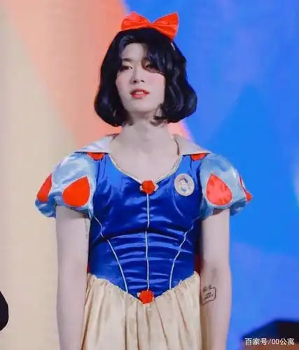 范丞丞女装上瘾,化身硬派少女,"修行"公主,靠实力单身?