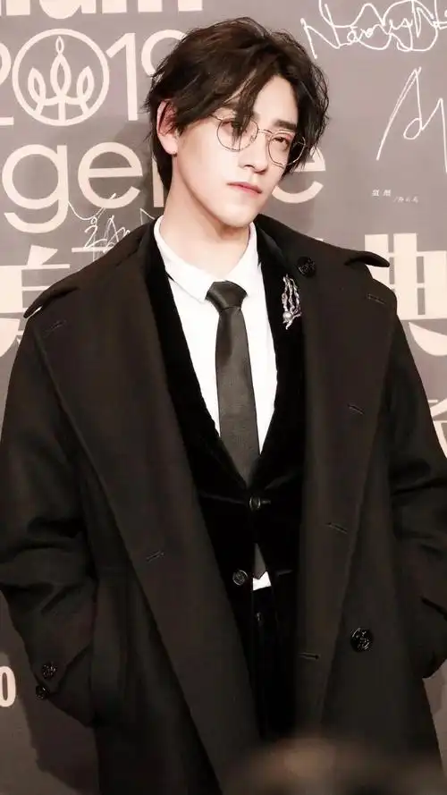 蛊王5号 金圣权(海归金融天才,人称"小金总")