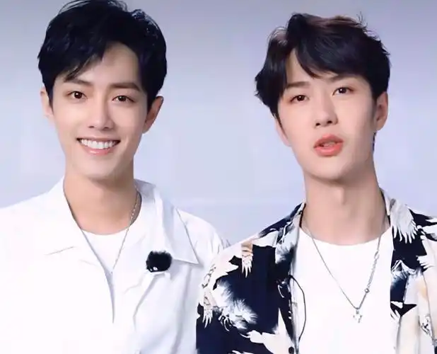 王一博 肖战粉丝助力乡村教育振兴捐赠健康体育室