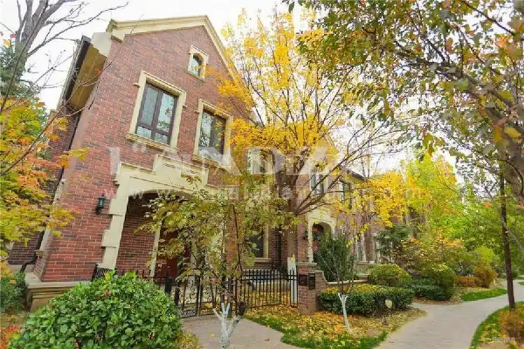 私家车库三车位,润泽庄园墅郡二手房,3980万,4室2厅,4卫,399平米-北京