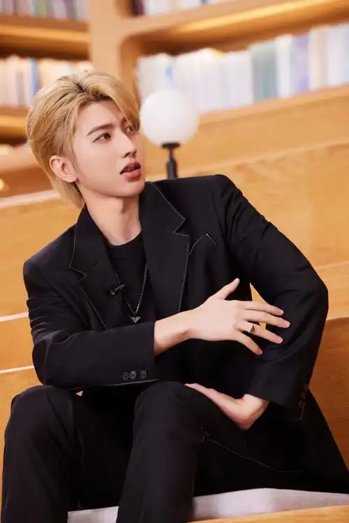 蔡徐坤 - 堆糖,美图壁纸兴趣社区