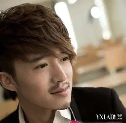 【图】男生圆弧刘海图片 弧形的刘海设计即时尚又个性帅气