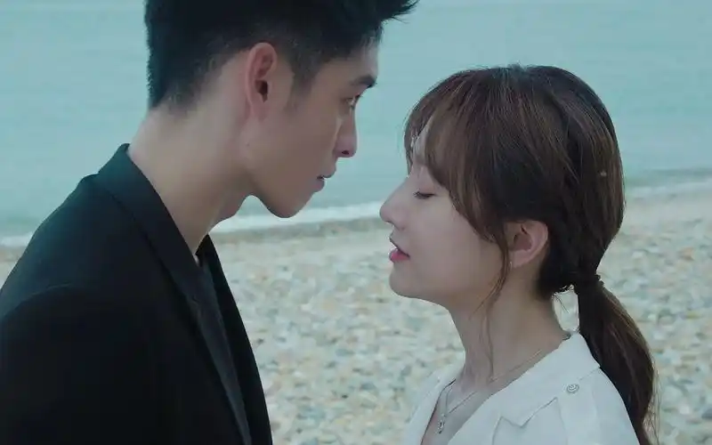 他在逆光中告白阮念初x厉腾曹佑宁x余玥终极预告上线悬爱甜爽415心动