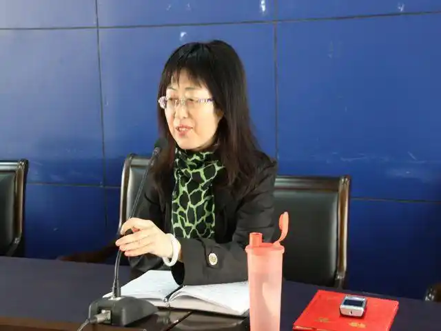 校友单永英返校谈人生体验