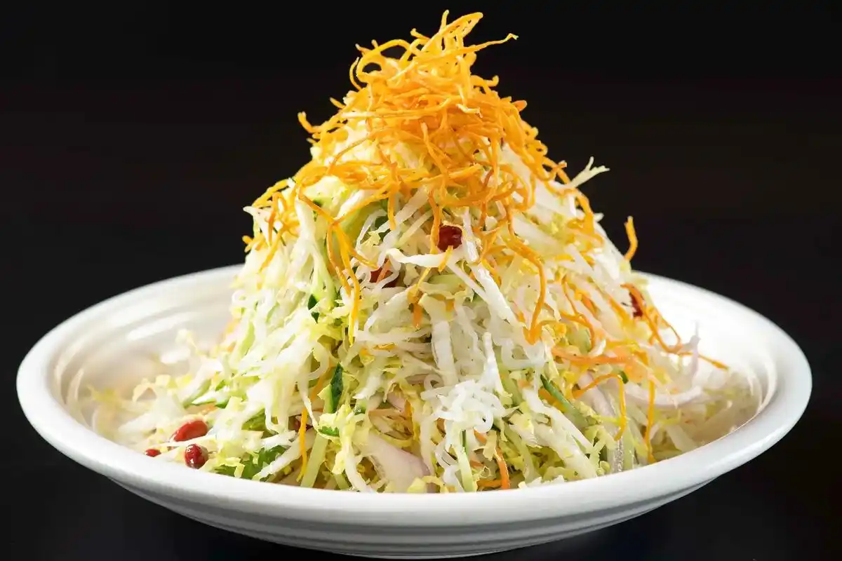 纯黑色背景菜品图片一组