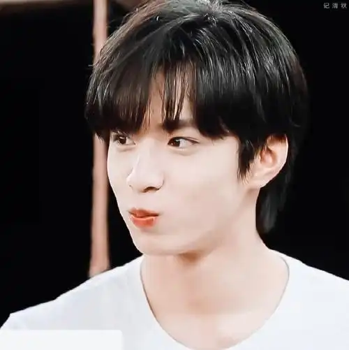 刘耀文快乐大本营##刘耀文 特别可爱