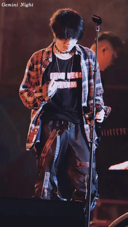 华晨宇2021一起爱世界##华晨宇你是我的唯一