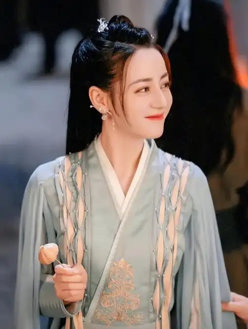 迪丽热巴穿古装简直太美了