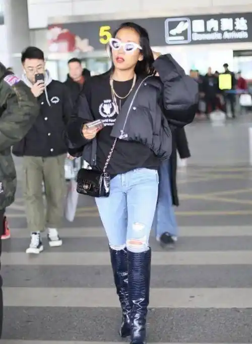 吉克隽逸身材发福仍拼命!