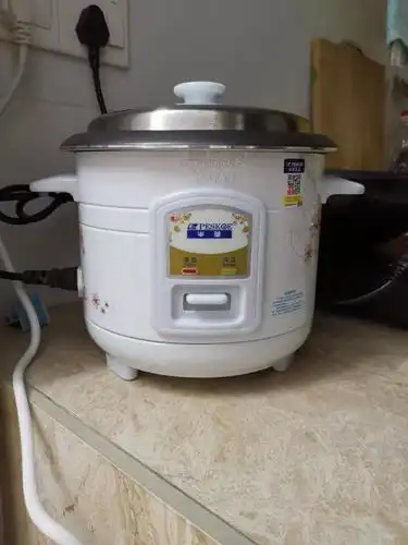 5l电饭锅 底盘加热 电饭煲 黑晶内胆 迷你小电饭锅 1-2人 1.