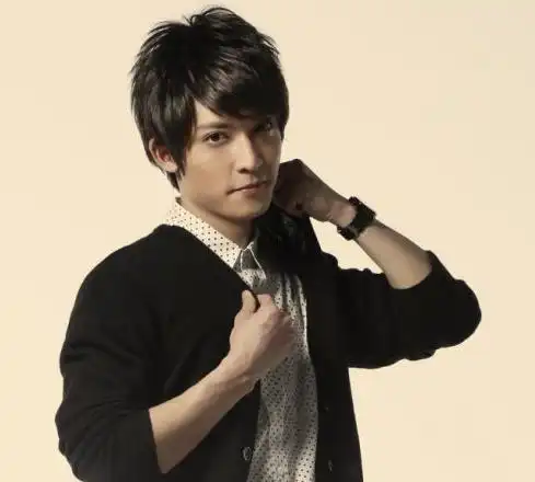 《天天有喜》7年后"兔儿神"脱掉古装,换上现代装撞脸霍建华|陈威翰