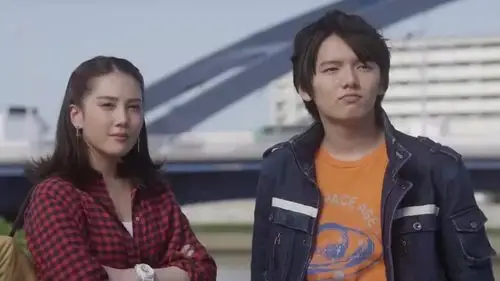 捷德奥特曼小陆看着令人的家庭暗自神伤反观自己命运悲惨