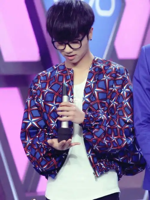 呆橘_华晨宇_娱乐_明星娱乐资讯