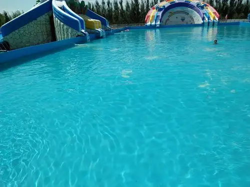 小佘太秦长城和浩彤水上乐园哪个更好玩