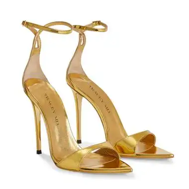 2023年夏漆皮漆皮高跟鞋一字带扣尖头细跟百搭简约露趾金色时装凉鞋