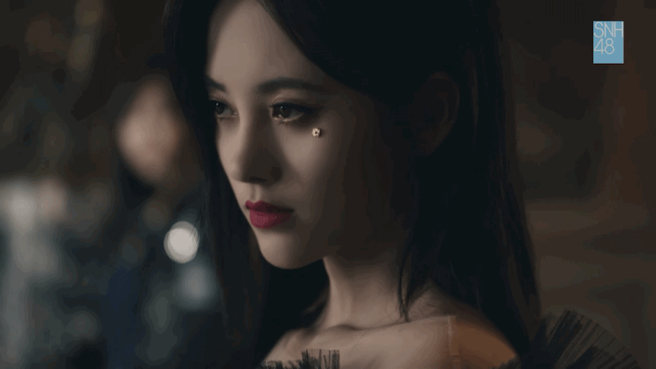 鞠婧祎 那不勒斯的黎明 gif动图