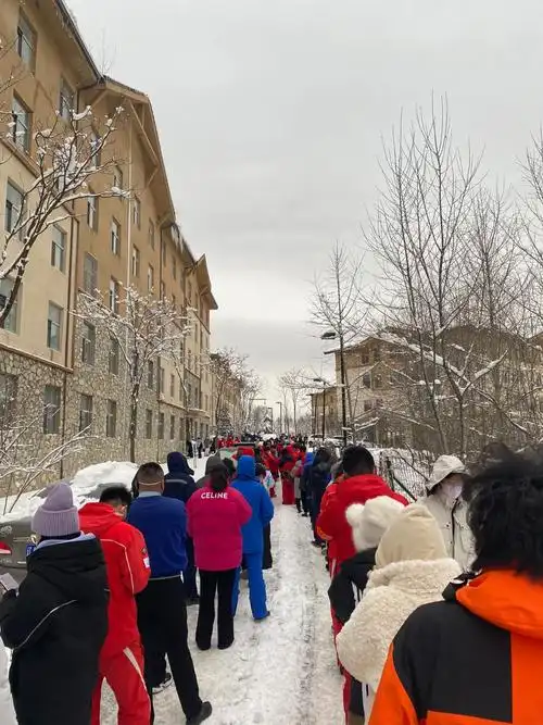 长白山大筛排队盛况