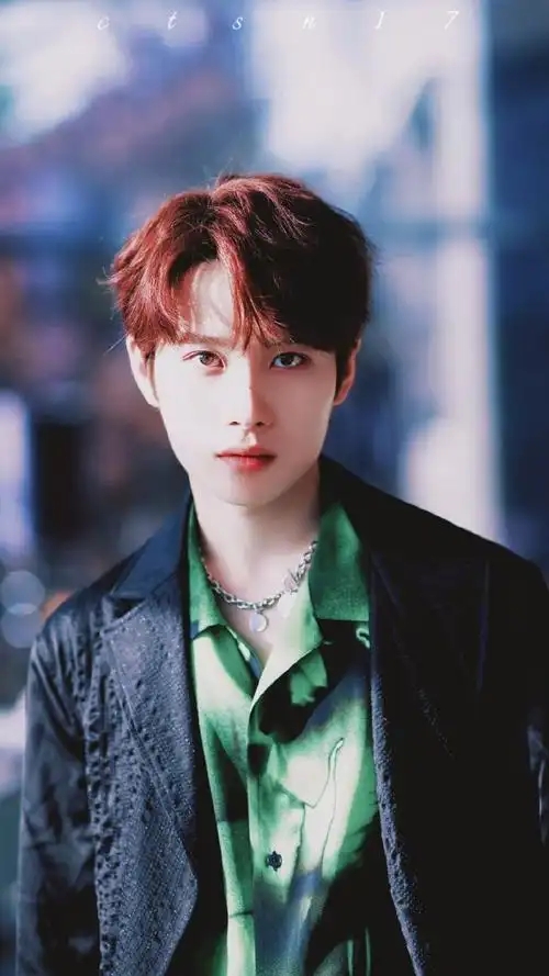 井胧 做完检查后躺椅子上