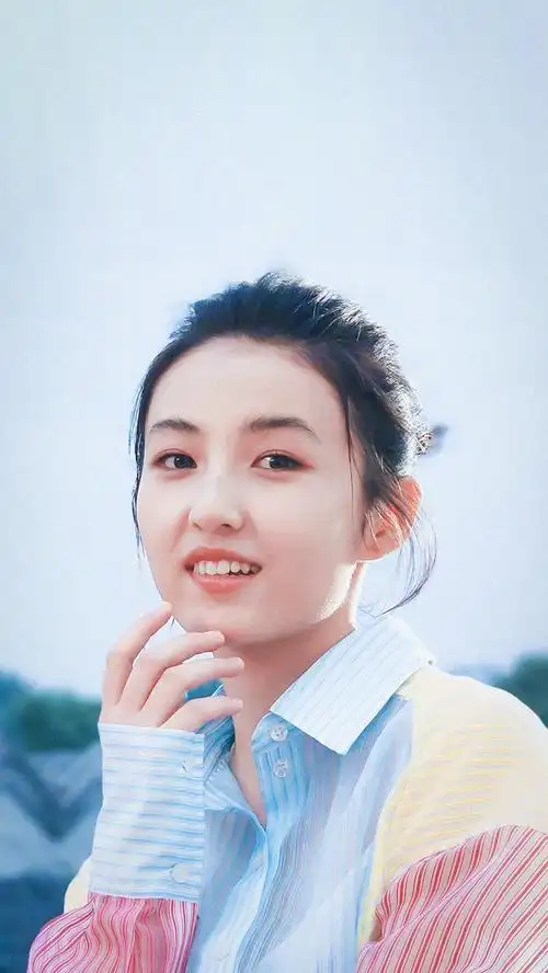 张子枫小米手机形象大使