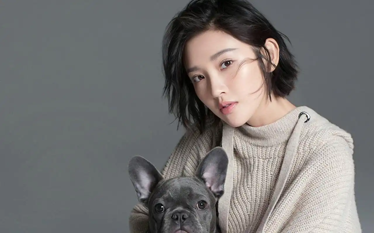 唐艺昕优雅性感时尚写真高清图片桌面壁纸