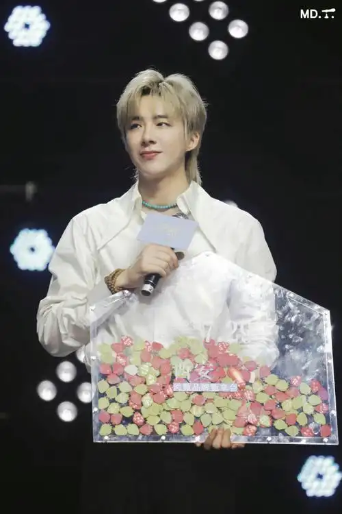 刘宇宁纯甄品牌代言人##刘宇宁