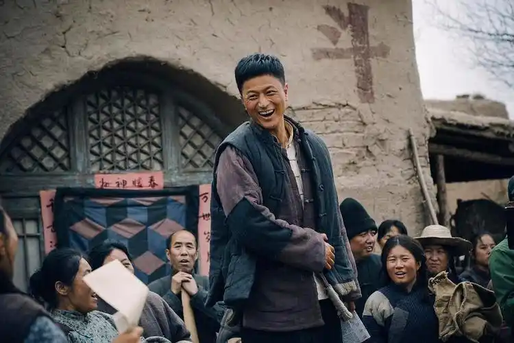 《希望的大地》剧照第8张图片