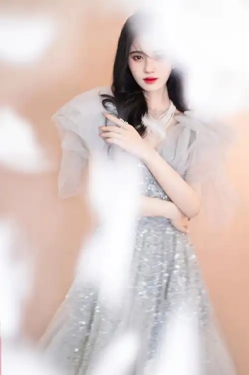 鞠婧祎壁纸鞠是人间星光用尽我的一切奔向你啊