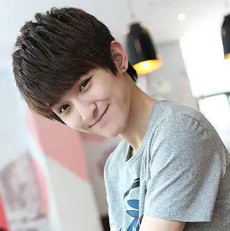 男生帅气短发发型图片短发纹理烫视觉效果最好