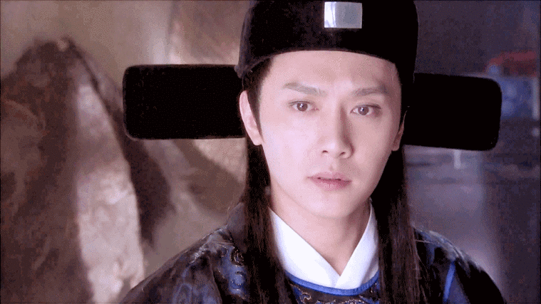 冯绍峰搭景甜被指像父女,不符合"美强惨"设定