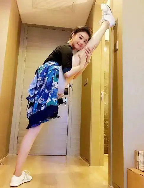 震惊了娱乐圈竟然有这么多女明星劈腿竟然有她