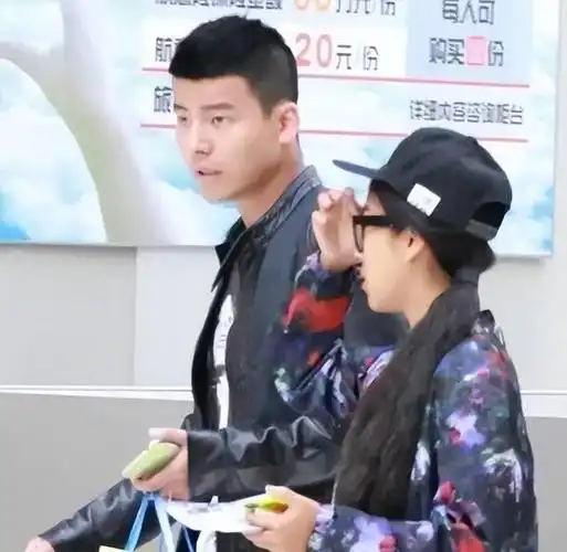 吉克隽逸:"装穷炫富",立了多年的淳朴人设,终于"崩塌"了