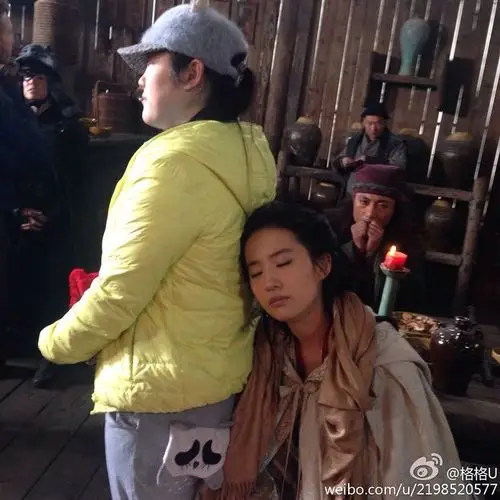 电影_绝命逃亡剧照 花絮图_看图_刘亦菲吧_百度贴吧