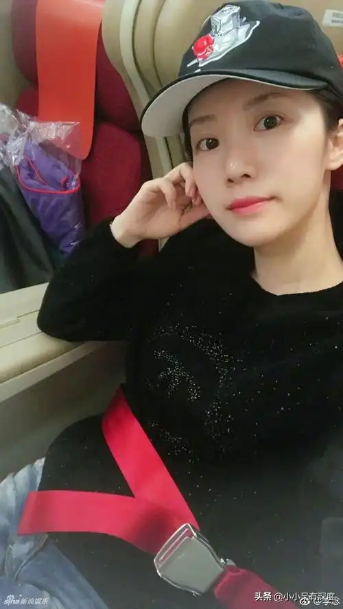 李念近照,气质温婉,她已掌握了爱的秘笈,激荡人生自有远大前程