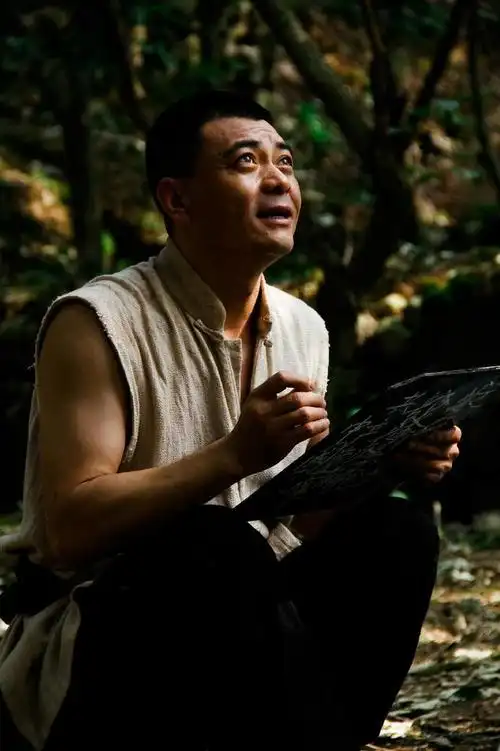 王新军:成名后抛妻弃子,把秦海璐宠成宝,前妻红了他糊了