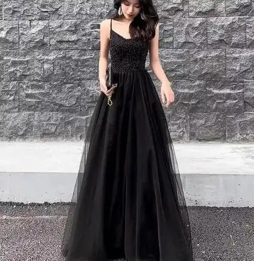 心理测试你认为哪款黑色礼服最好看测你的美貌属于什么档次