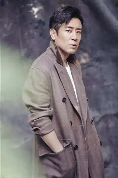 戏里角色演得淋漓尽致,戏外一如既往地深情|演员|电视剧_网易订阅