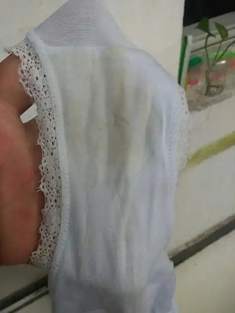 那天晚上梦里和一个女人在做那件事,早上起来内裤湿了是怎-暗点博客