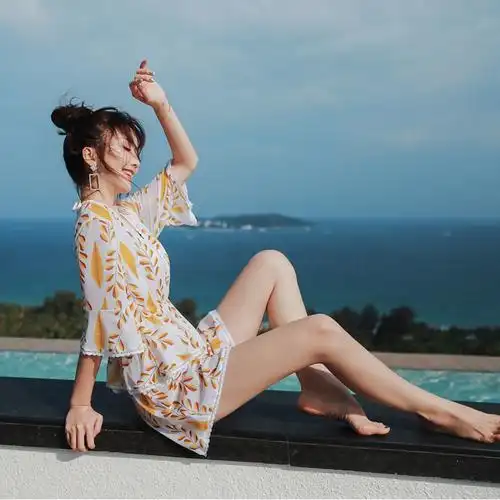 韩国ins风比基尼泳衣女三件套性感仙女范长袖罩衫遮肚显瘦游泳衣