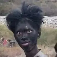 以前老有粉丝留言:文末会有让藕霞艺娴