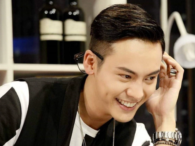 陈伟霆身材很好,热爱健健身,你会和你的另一半一起运动吗?