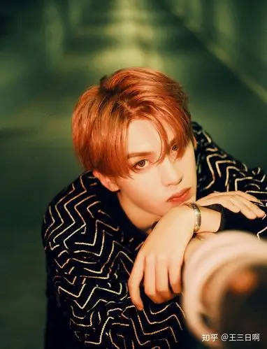 跪求黄明昊的高清无水印美图这个问号是不小心打上去的不知道怎么回事