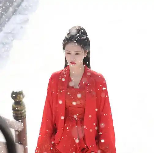 7位当红女明星,红衣古装造型大pk,谁更惊艳动人呢_迪丽热巴_赵露思