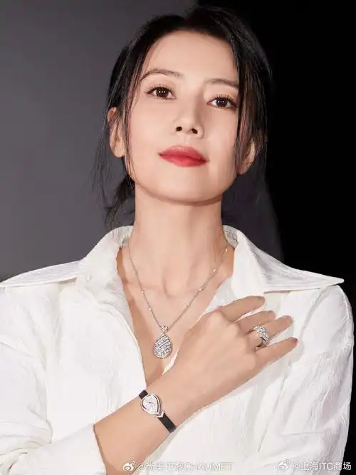one itc 时尚分享##chaumet代言人高圆圆##mycrownmyway##doitlike