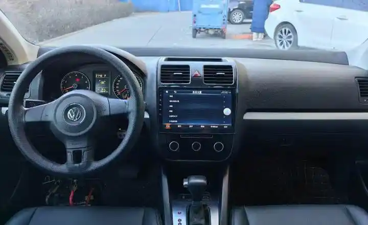 大众 速腾 2011款 1.6l 自动舒适型